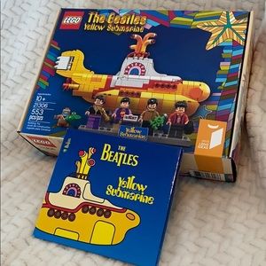 LEGO The Beatles Yellow Submarine